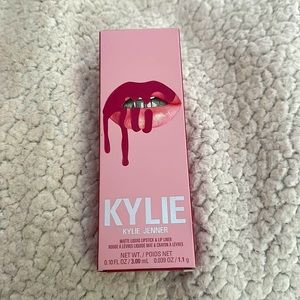 NWT Kylie lip kit Posie K